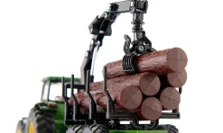 John Deere Traktor mit Forstanhänger