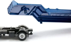 MAN Lkw mit Baggerlader